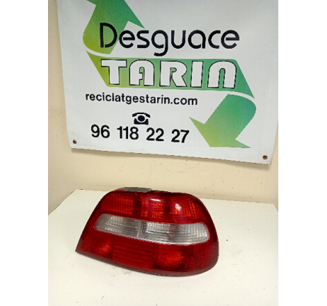 VOLVO S40  AZUL MARINO 2004...