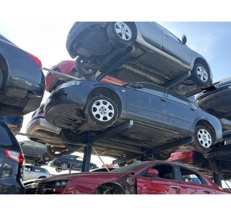 AUDI A 4 A4 NEGRO 2004 CAPO